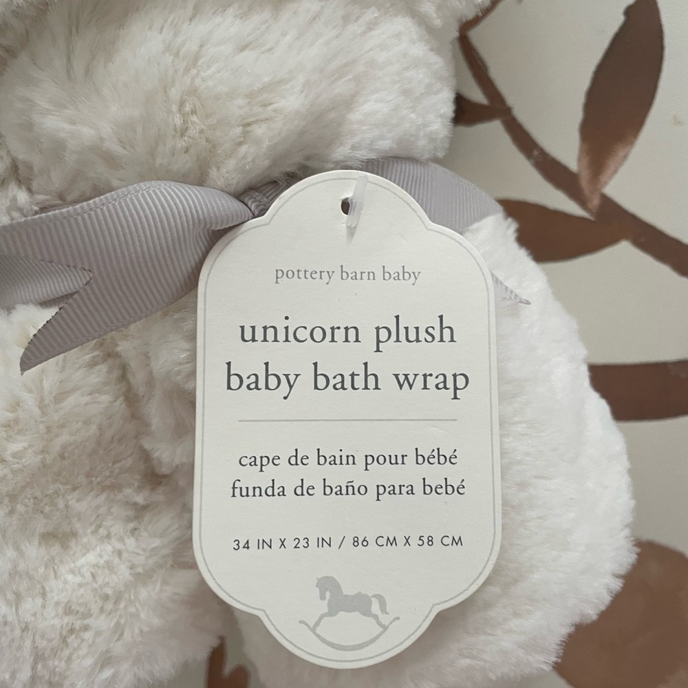 Pottery Barn Kids Unicorn Hooded Bath Towel - Picture 2 of 3